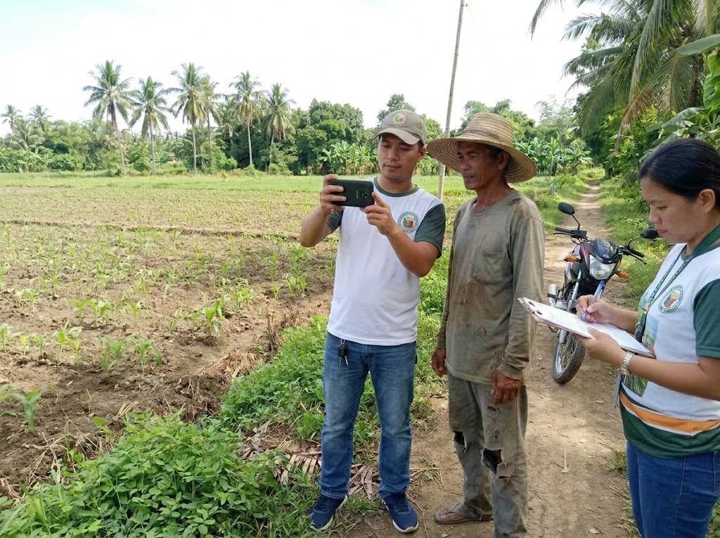 Agriculture staff geotagging a farm for RSBSA validation