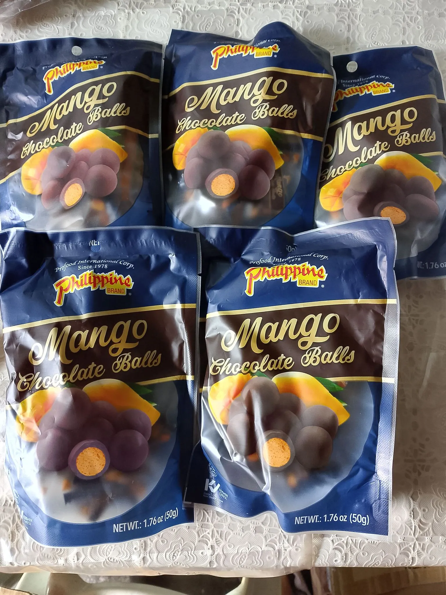 Dried mango chocolate balls 50g 