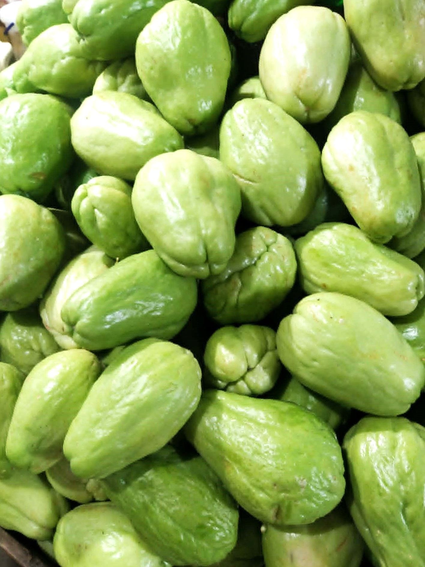 Fresh Chayote - Handpicked Farm Produce